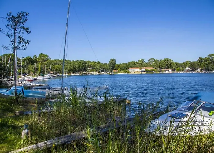 Bourg - Duplex Avec Terrasse Classe 3 Etoiles Apartment *