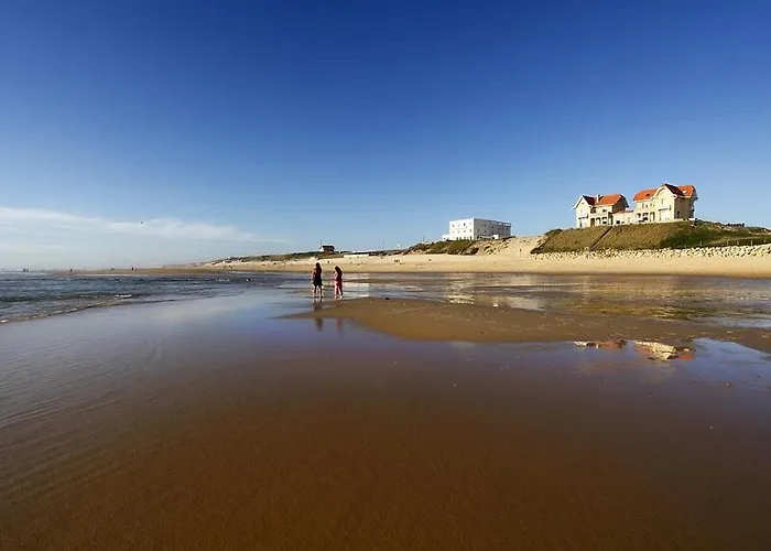 Bourg - Duplex Avec Terrasse Classe 3 Etoiles *